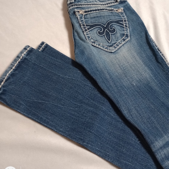 The Buckle/Rock Revival Jeans - Picture 8 of 8